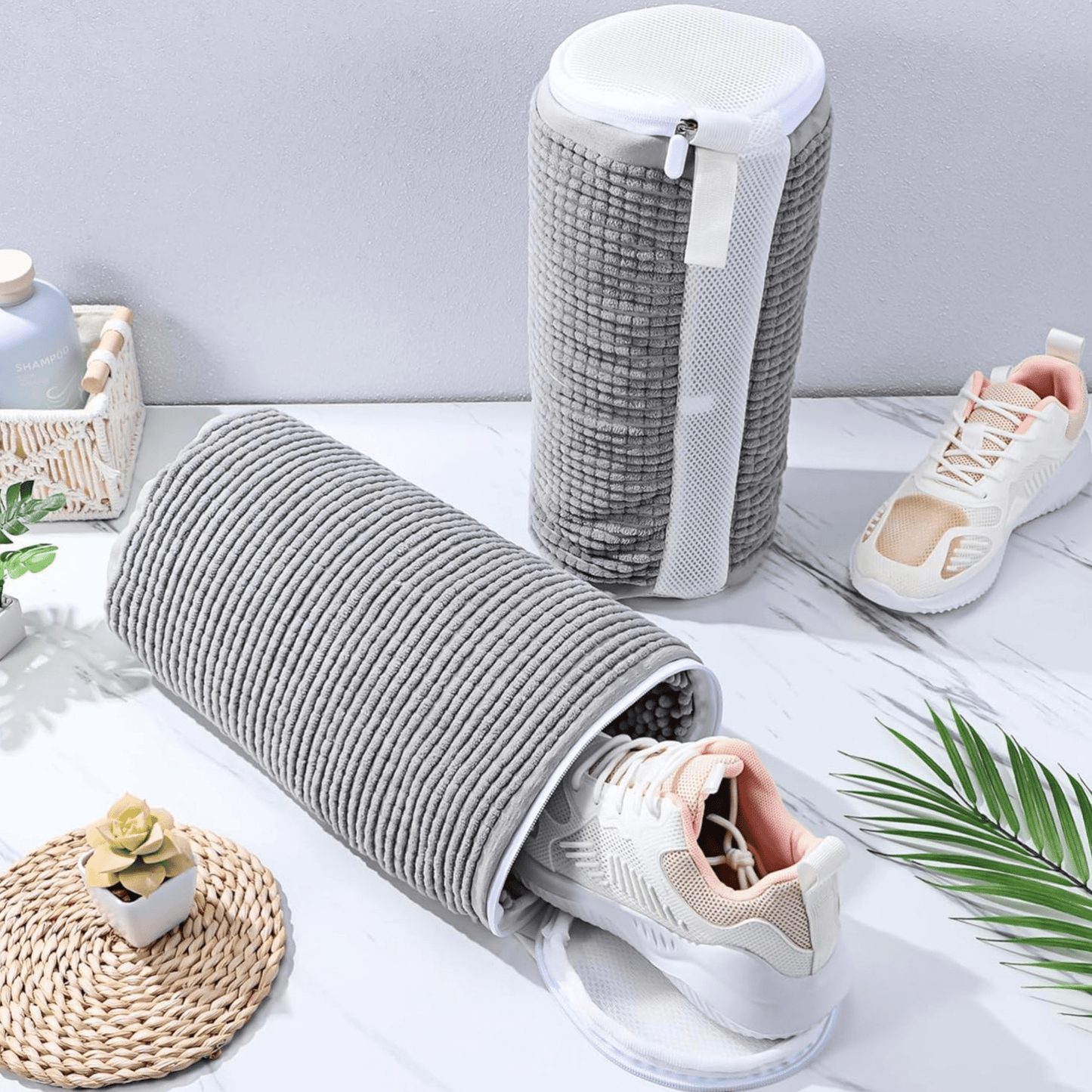 Fluffy Fibers Shoe Washing Bag